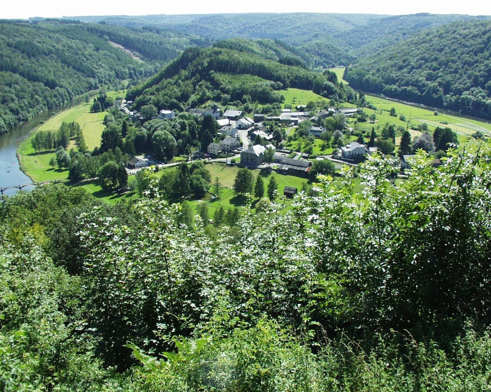 Auberge Au Naturel Des Ardennes Rochehaut Exterior foto